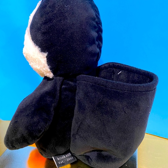 PENGUIN LAS VEGAS PLUSH WELCOME ICONIC SIGN EMBROIDERED POUCH ON HIS BACK SOFT - Picture 7 of 10